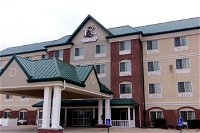 Town  Country Inn and Suites