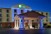 Holiday Inn Express Hotel  Suites Murray