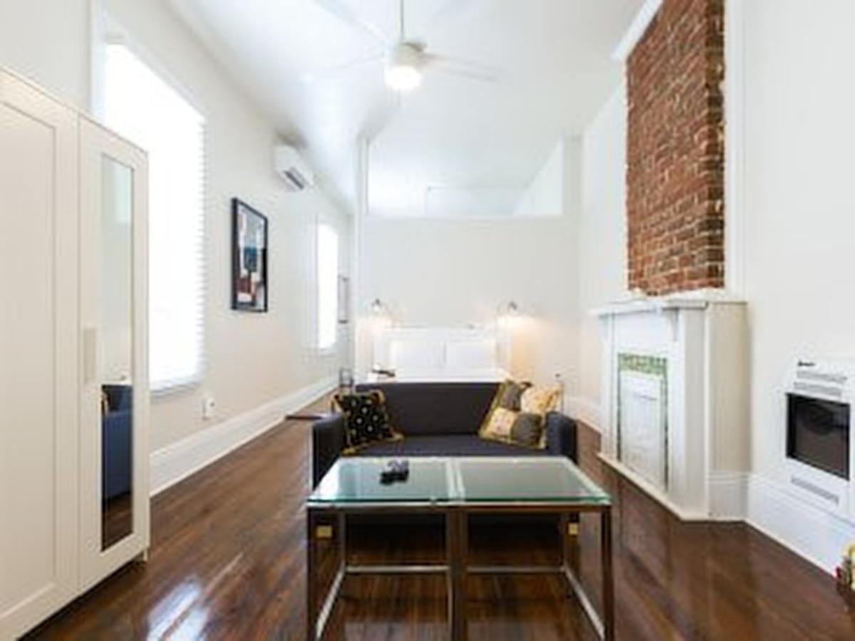 Laid Back Charm In The Bywater - Accommodation Texas
