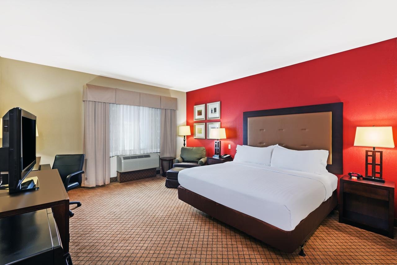 Holiday Inn Express Hotel & Suites Lafayette South - Accommodation Texas