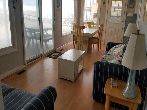 Brant Beach Oceanfront 1st Floor Duplex, Pet Friendly Right On The Beach With Beach Access At Your Door 131406