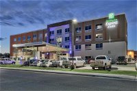 Holiday Inn Express  Suites - Roswell