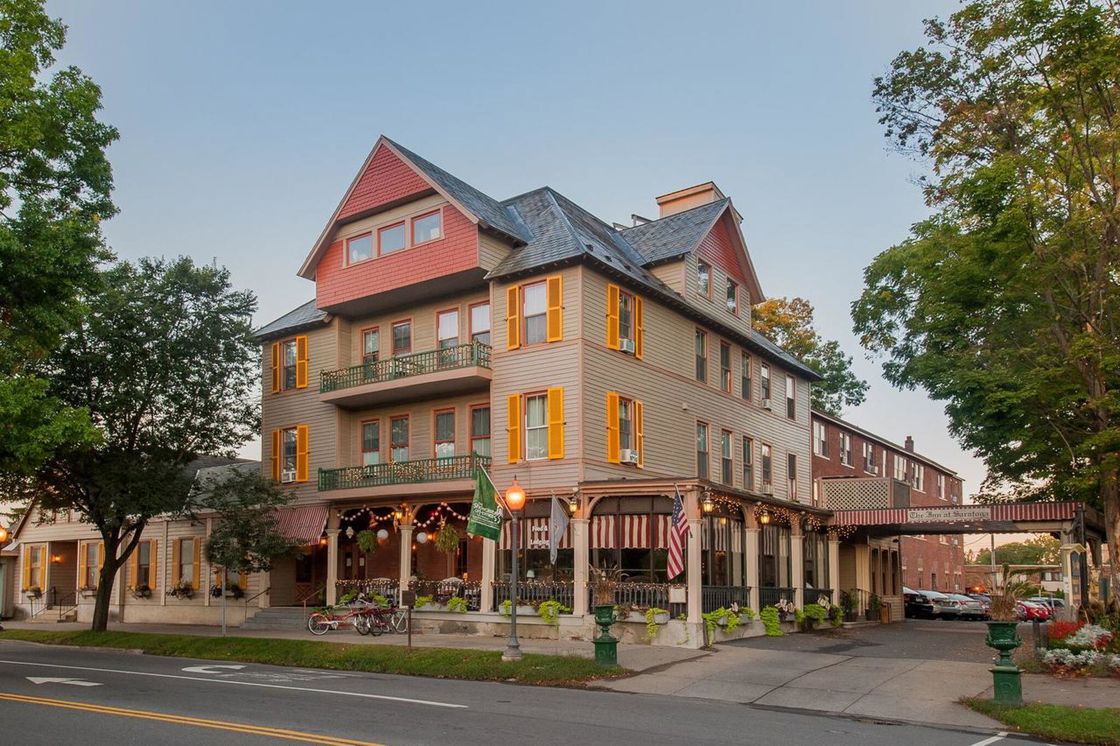 The Inn At Saratoga - thumb 2