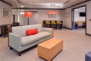 Country Inn & Suites By Radisson, Raleigh-Durham Airport, NC