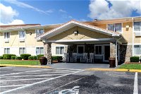 Rodeway Inn  Suites Jacksonville near Camp Lejeune