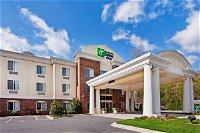 Holiday Inn Express Hotel  Suites Cherokee-Casino