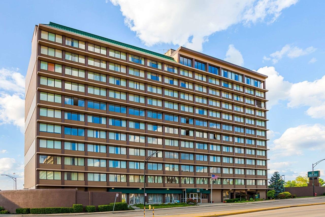 Quality Inn & Suites Cincinnati Downtown - thumb 0