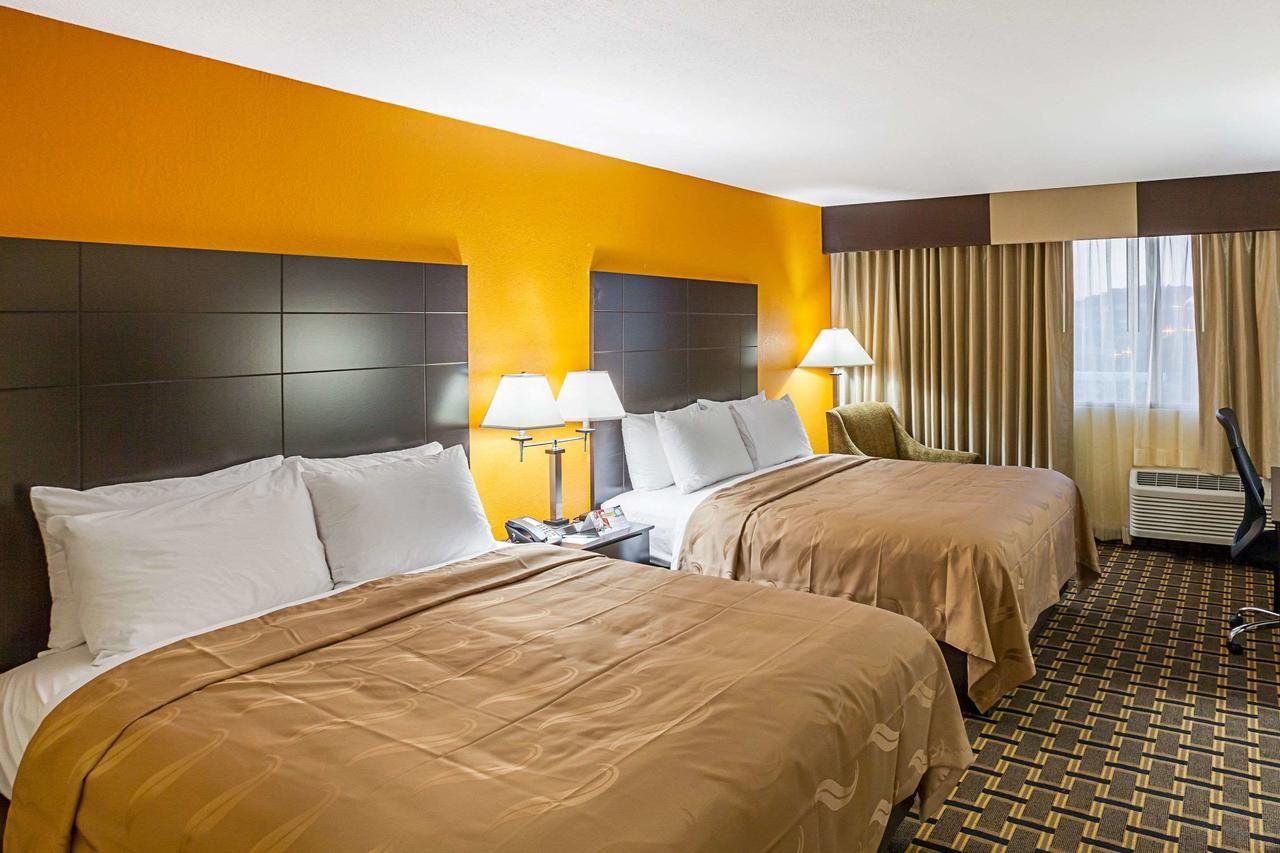 Quality Inn & Suites Cincinnati Downtown - thumb 27
