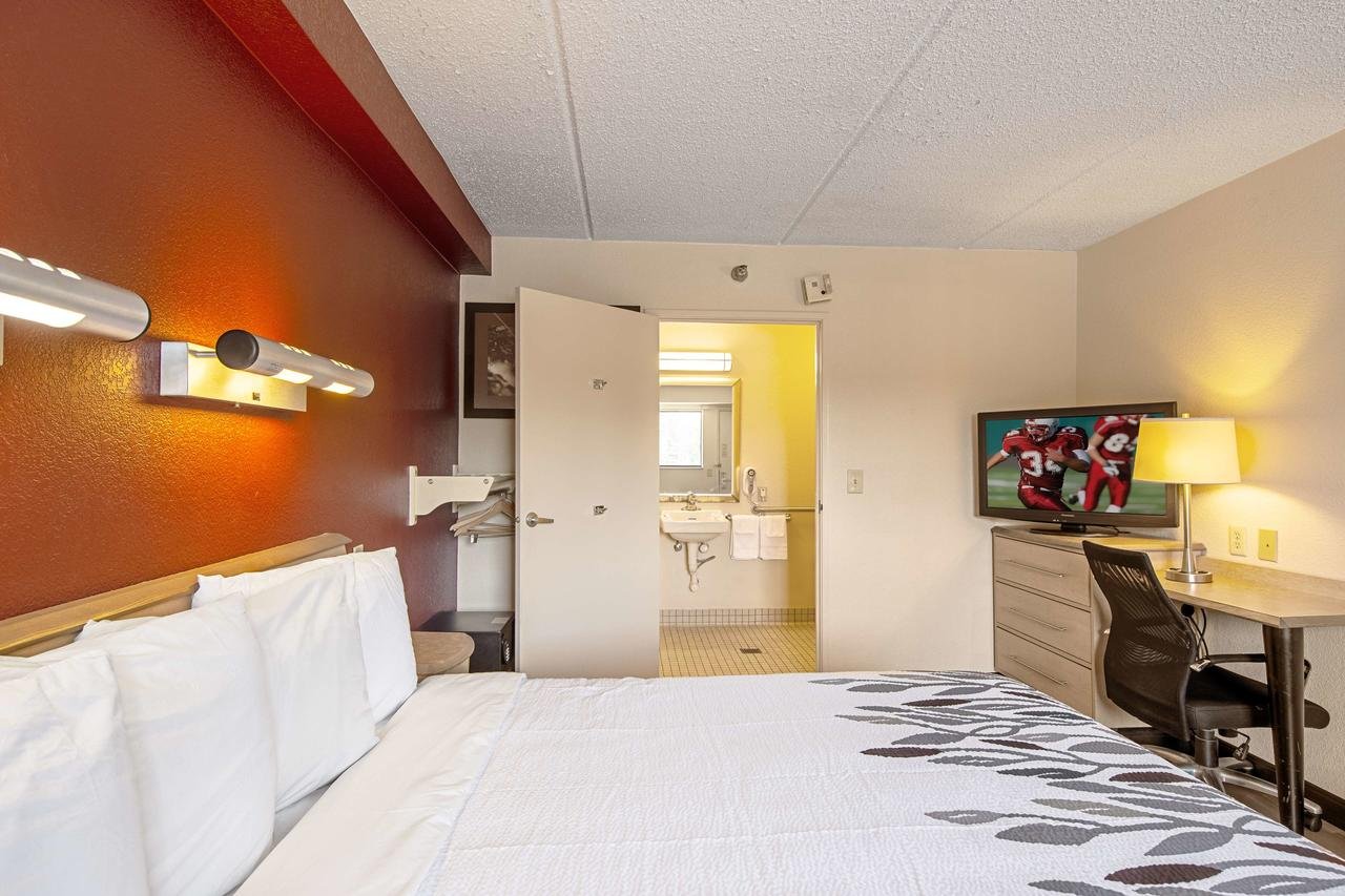 Red Roof Inn Canton - Accommodation Los Angeles 17