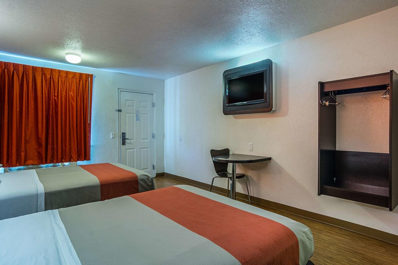 Motel 6 Youngstown - Accommodation Los Angeles 34