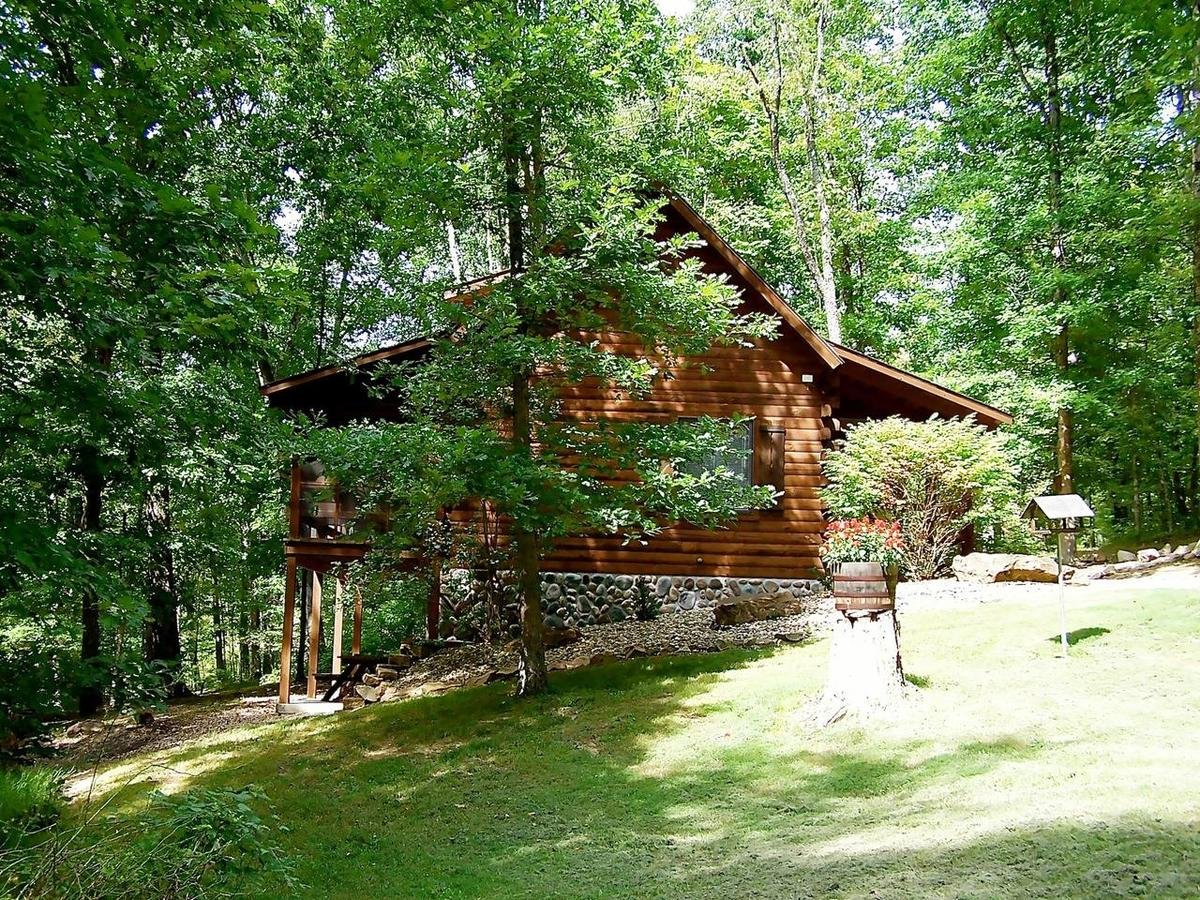 A Romantic Cabin In Hocking Hills, Logan, OH - Accommodation Los Angeles 3