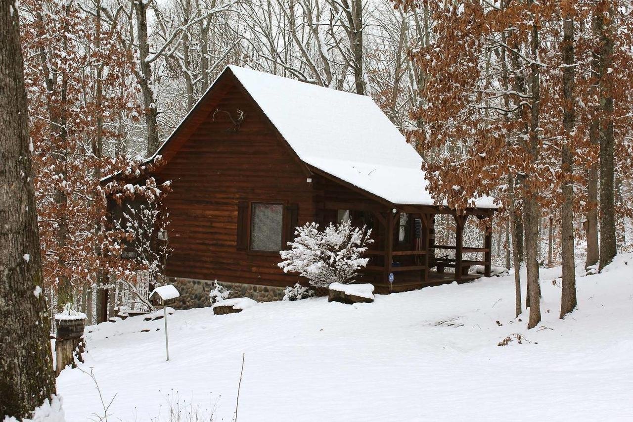 A Romantic Cabin In Hocking Hills, Logan, OH - thumb 14
