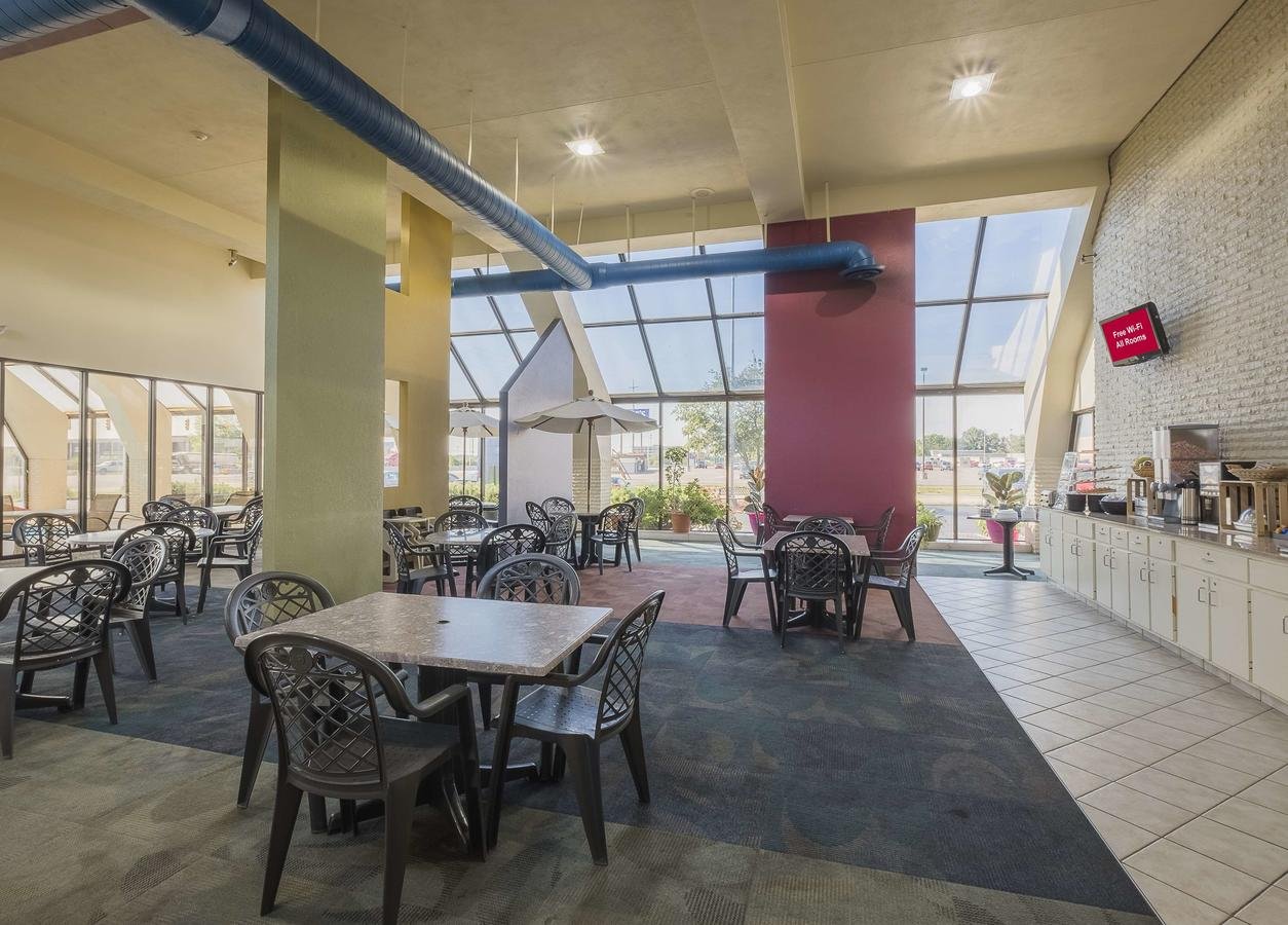 Red Roof Inn & Suites Cleveland - Elyria - Accommodation Los Angeles 8