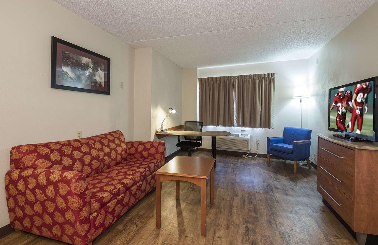 Red Roof Inn & Suites Cleveland - Elyria - Accommodation Los Angeles 23