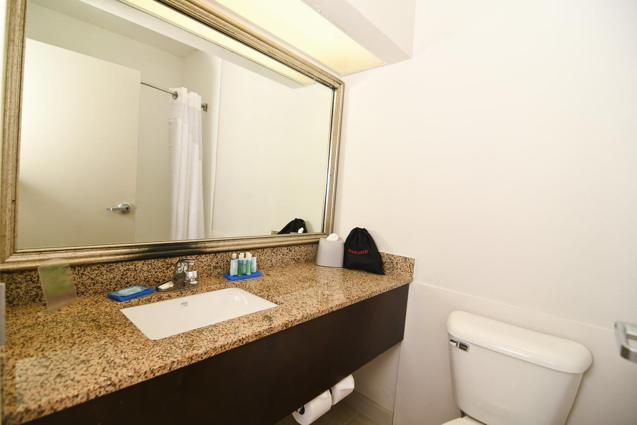 Holiday Inn Express Hotel & Suites Port Clinton-Catawba Island - Accommodation Florida 3