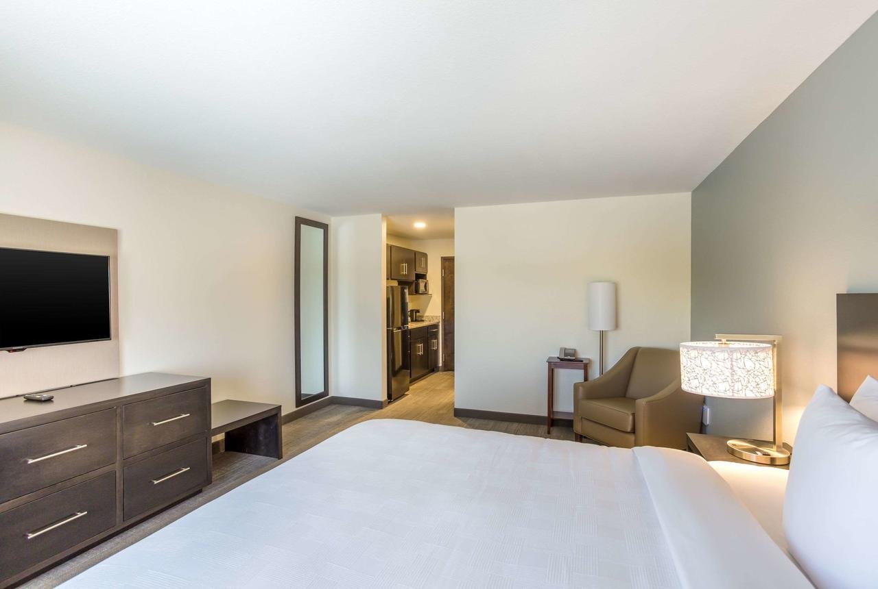 MainStay Suites Logan Ohio-Hocking Hills - Accommodation Florida 23