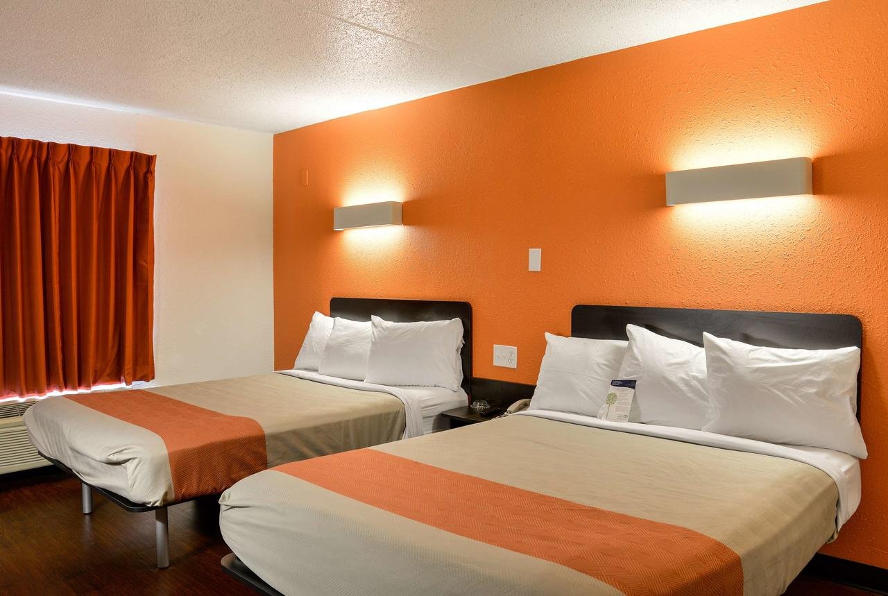 Motel 6 Toledo - Accommodation Florida 34