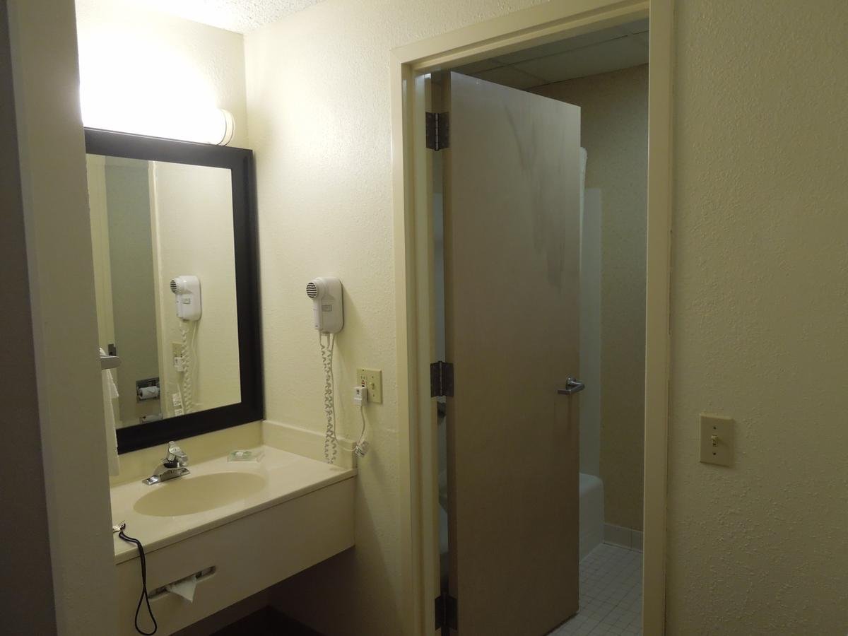 Country Inn & Suites By Radisson, Port Clinton, OH - Accommodation Florida 21