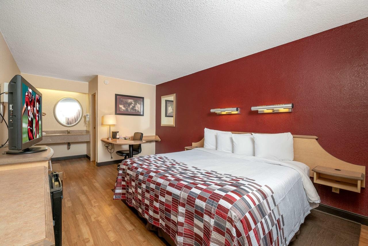 Red Roof Inn Cleveland Airport - Middleburg Heights - Accommodation Florida 23