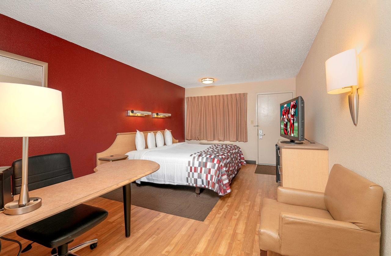 Red Roof Inn Cleveland Airport - Middleburg Heights - Accommodation Florida 24