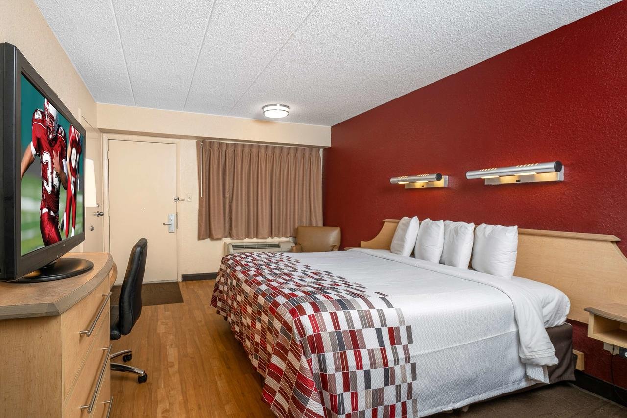 Red Roof Inn Cleveland Airport - Middleburg Heights - Accommodation Florida 34