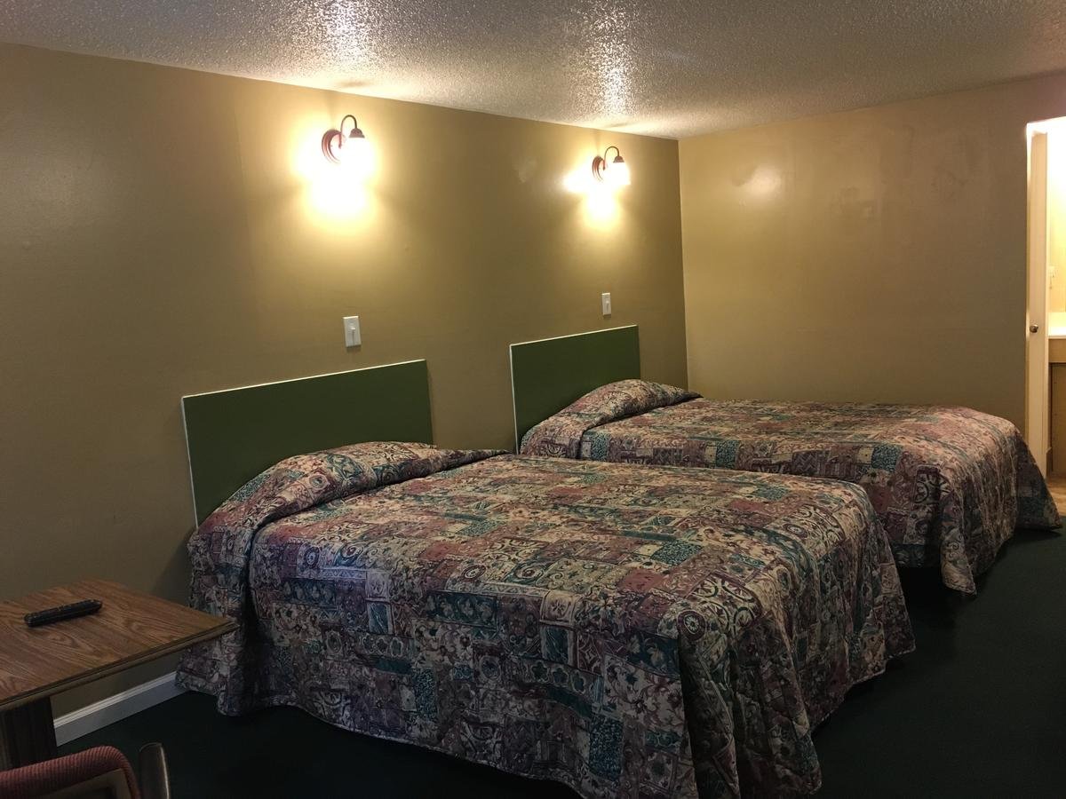 Crown Inn - Accommodation Florida 7