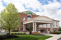 Holiday Inn Express Hotel  Suites Marion