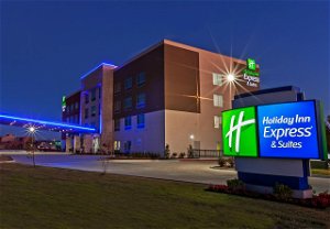 Holiday Inn Express And Suites Tulsa West / Sand Springs