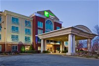 Holiday Inn Express  Suites I-26  Us 29 At Westgate Mall