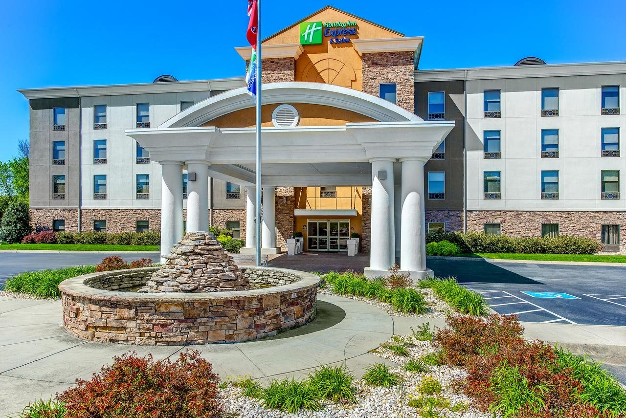 Holiday Inn Express & Suites Morristown - thumb 2