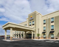 Comfort Inn  Suites Lynchburg Airport - University Area