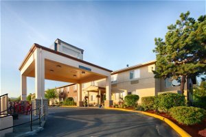 Red Lion Inn & Suites At Olympic National Park