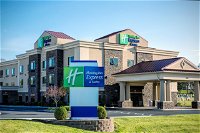 Holiday Inn Express Hotel  Suites Lewisburg