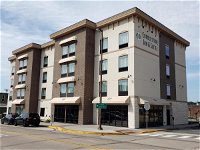 Cobblestone Inn and Suites - UW Stout Downtown Menomonie