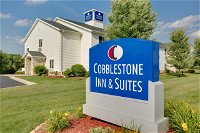 Cobblestone Inn and Suites - Clintonville