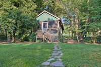 'Heartwood Cottage' 2 Mi from Blue Ridge Parkway