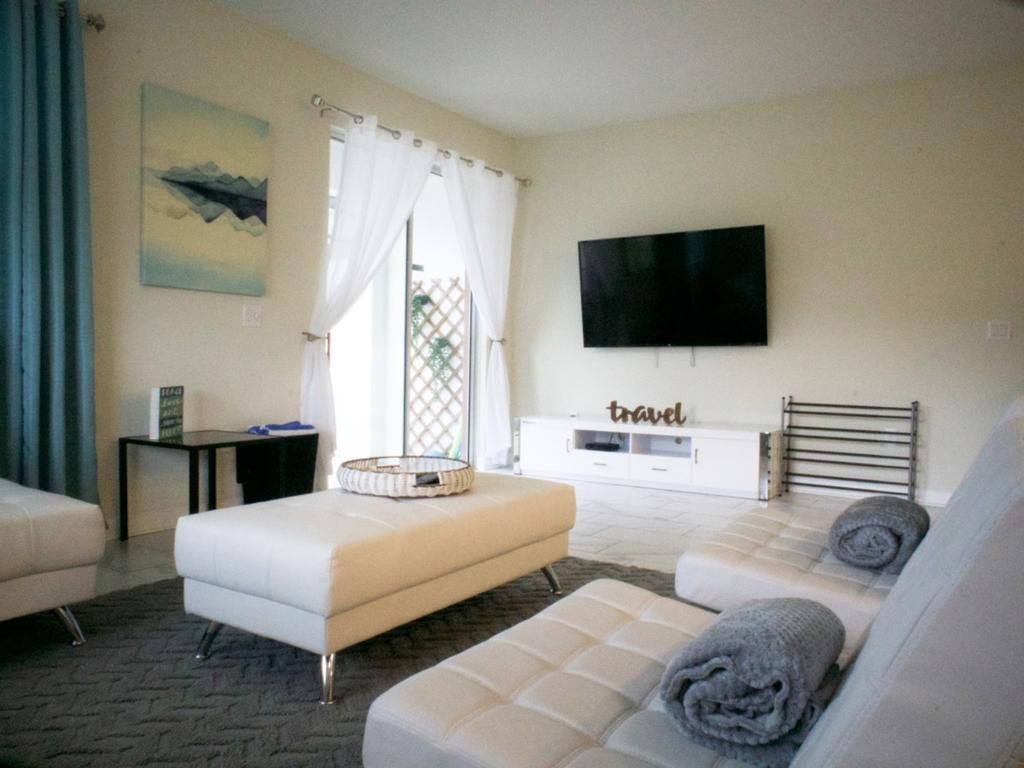 1570 - Home Away From Home Near Disney In Champions Gate Resort - Accommodation Los Angeles
