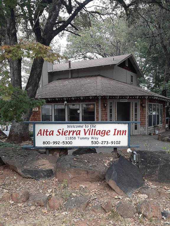 Alta Sierra Village Inn - thumb 3