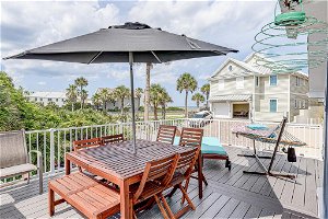 Atlantic Shores Getaway Steps From Jax Beach Private House Near To The Mayo Clinic - UNF - TPC Sawgrass - Convention Center - Sh