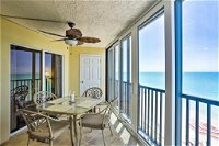Beachfront Englewood Condo with Comm Pool and Boat Slip