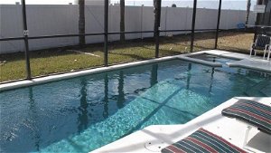 Beautiful 4 Bedroom 3 Bath Pool Home In Gated Resort