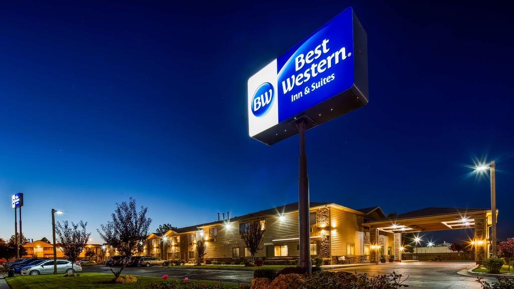 Best Western Inn & Suites - thumb 0