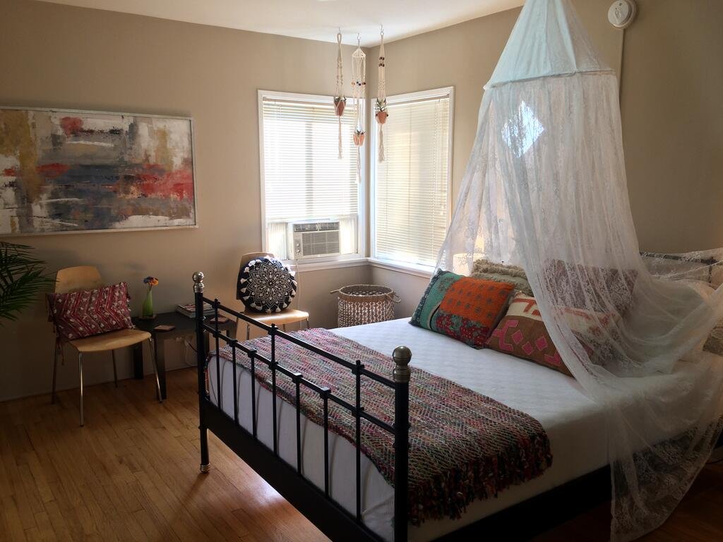 Boho-Chic Retreat - Retro and Relaxing with Full Kitchen Orlando Tourists