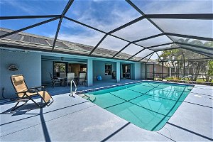Bright & Airy Cape Coral Home With Lanai & Pool