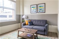 Bright Downtown Apartments by Frontdesk