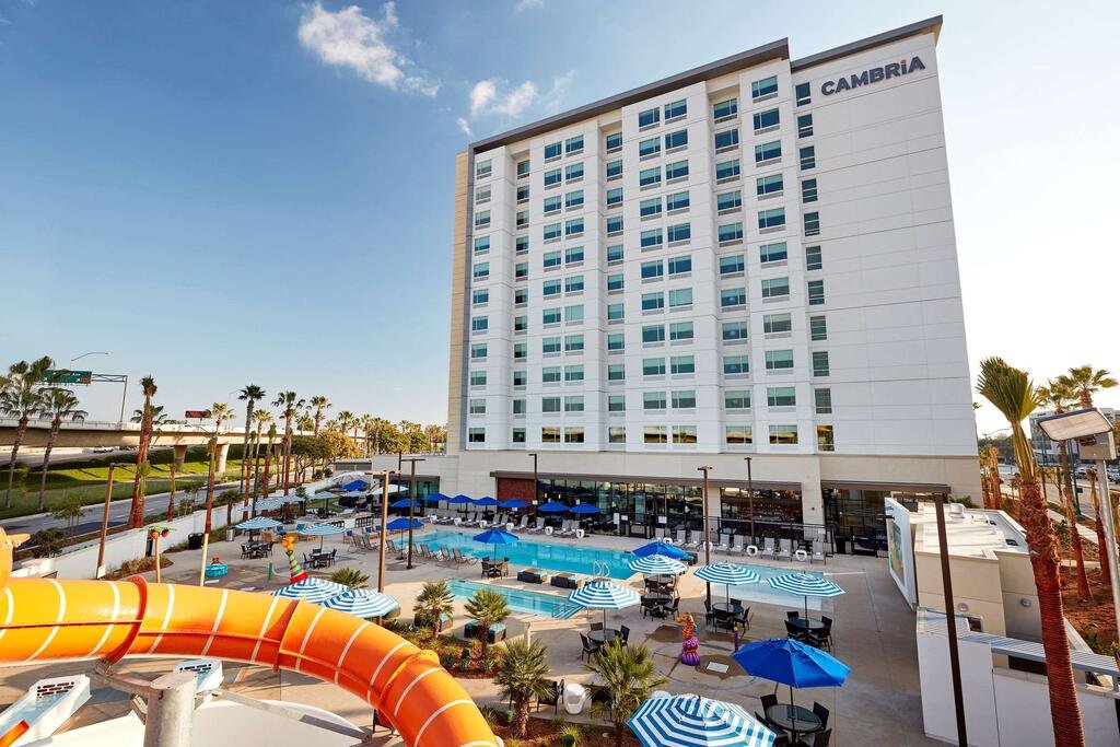 Cambria Hotel Anaheim Resort Area Orlando Tourists