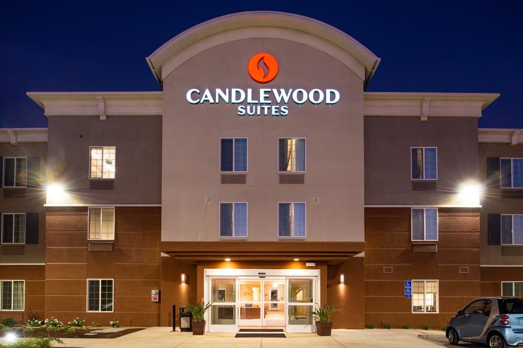 Candlewood Suites - Lodi Orlando Tourists