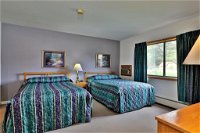 Cedarbrook Hotel Room w/2 Doubles 119