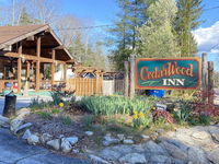 CedarWood Inn