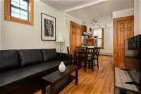Charming 2 BR Apartment 15 mins to NYC